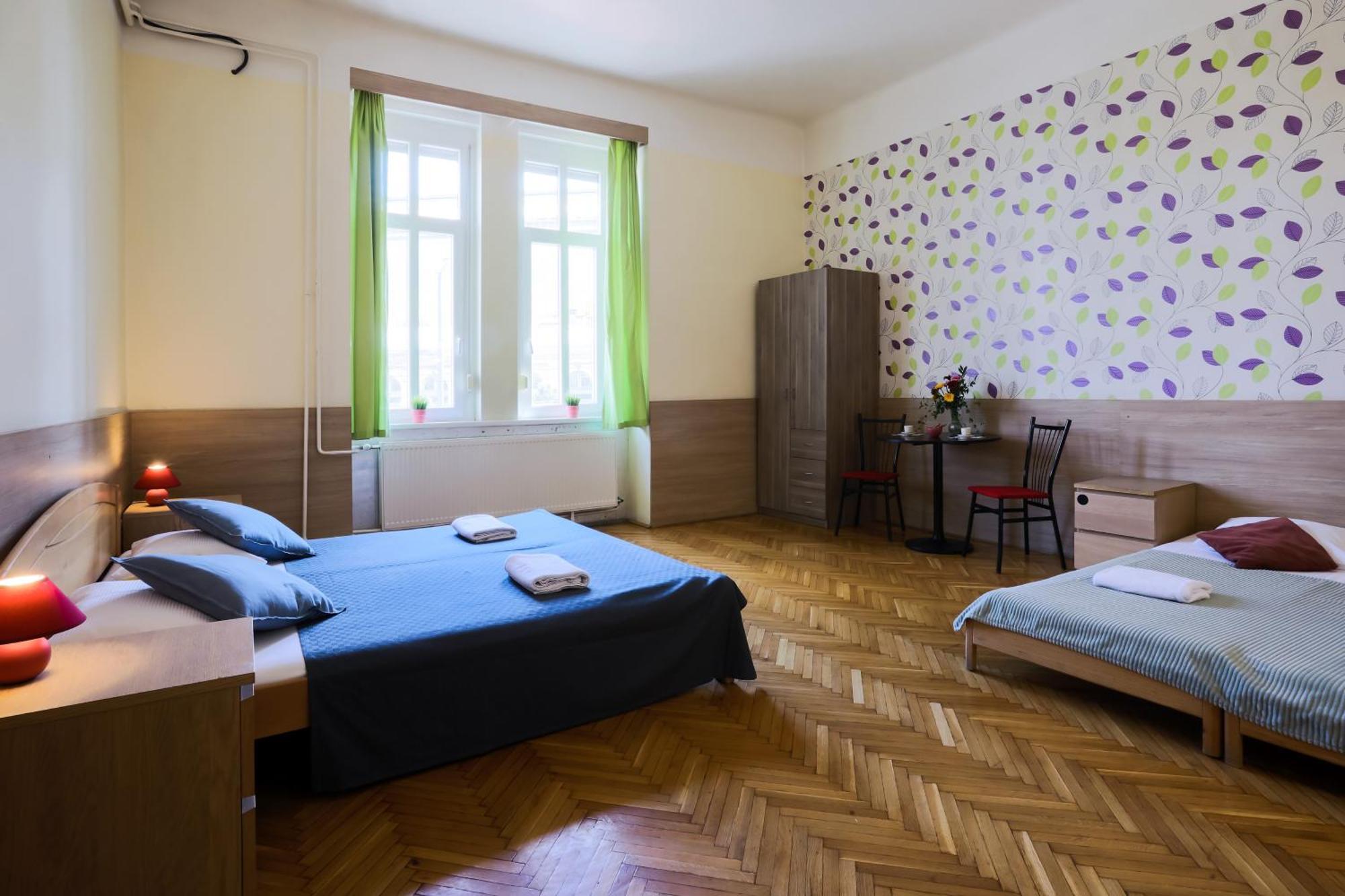 East Station Private Rooms Budapest Eksteriør bilde